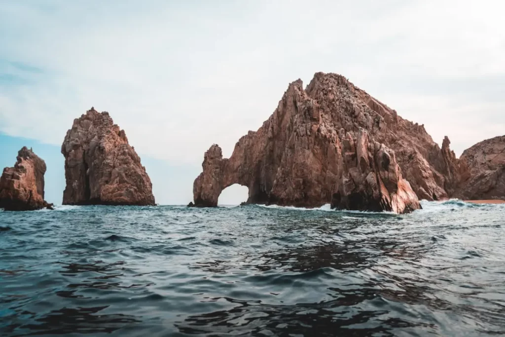 Mar con algunas rocas