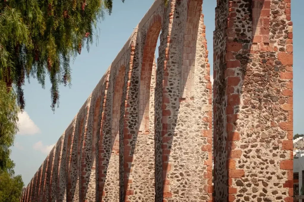 colonias accesibles para jóvenes profesionistas en Querétaro